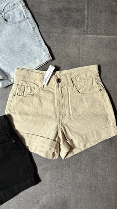 Short Dob - Lupina showroom