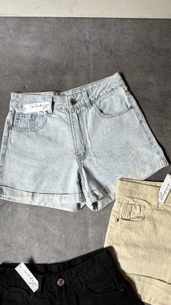 Short Dob - comprar online
