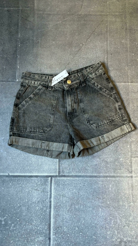 Short Archie Grey