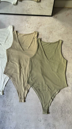 Body Escote en V - comprar online