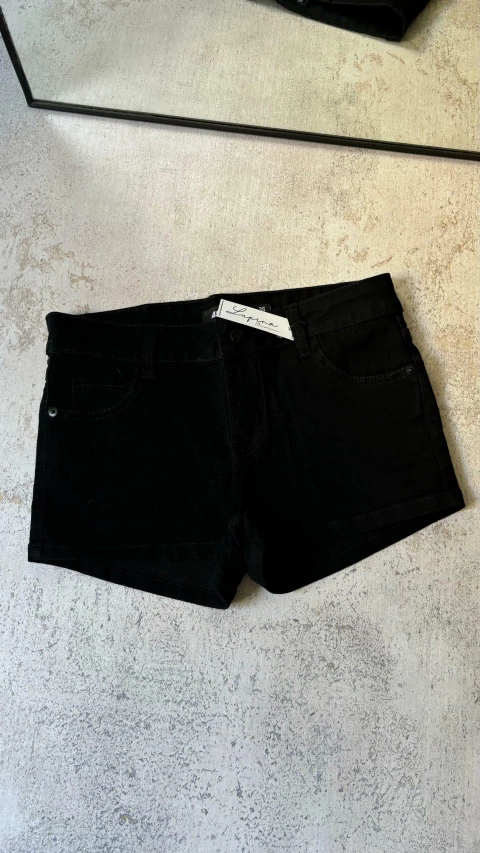 Short Tiro Bajo Elastizado Negro