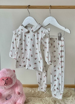 Batita + Pantalón Flores Blancas (Algodón Gamuzado) - comprar online