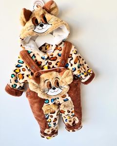 Conjunto Importado Jerry (Jardinero + Campera) en internet