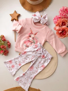 Conjunto Romántico Baby Rabbit (Buzo Frizado + Calza Frizada + Moño) en internet