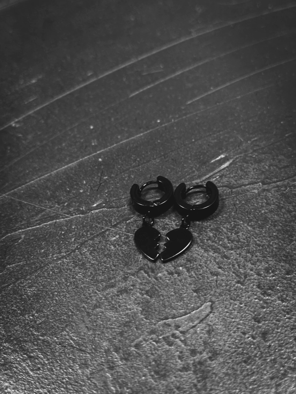 Aro Broken Heart thumbnail 3