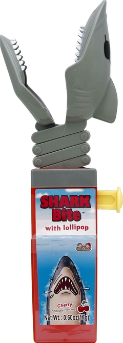 Brinquedo Com Pirulito Tubarão Shark Bite 17g Importado - Casas dos Doces Candy House