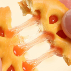 Biscoito Recheado Laranja Sandwich Biscuit Mickey Mouse - comprar online