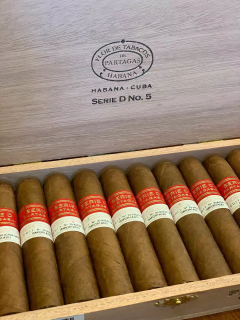 PARTAGAS SERIE D N 5
