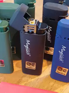 ENCENDEDOR MAGICLICK VIP SOLID en internet