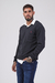 Sweater cuello V negro en internet