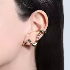 Brinco Orgânico com Pircing Fake - comprar online