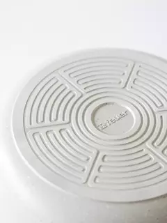 Imagen de Cacerola Antiadherente Granite Essential Crema FEUER 28 CM