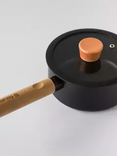 Batería de Cocina Noble 7 piezas Negro c/Mango de Madera FEUER - comprar online