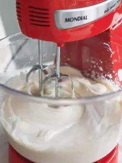 BATIDORA DE PIE PREMIUM BELLA MASSA ROJA 220V/500W - tienda online
