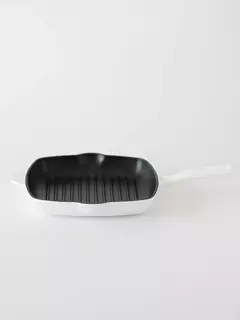 BIFERA DE HIERRO FUNDIDO ENLOZADO 26 CM BLANCA