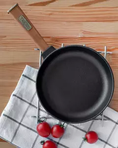 Sarten Hierro Fundido 28 cm de Diametro Mango Madera BRIZOLL UCRANIA en internet