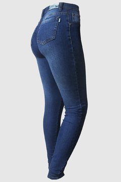 JEAN CHUPIN TIRO ALTO AZUL LOCALIZADO 36 AL 50 - comprar online