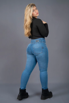 JEAN CON FAJA CELESTE 36 al 50 chupin en internet