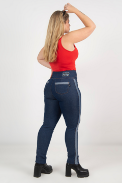 JEAN CON FAJA CHUPIN AZUL CON RECORTE 36 al 50 - comprar online