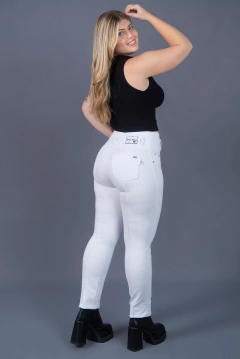 JEAN CON FAJA CHUPIN BLANCO 36 al 50 - comprar online