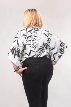 JEAN CHUPIN TIRO ALTO NEGRO 36 AL 58 - comprar online