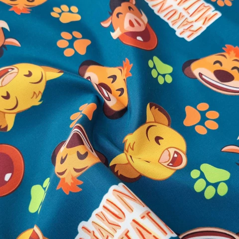 MICROFIBRA PLANA ESTAMPADA HAKUNA MATATA