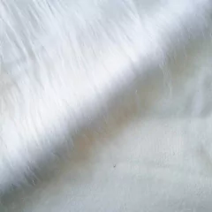 Imagen de PIEL SINTETICA PELO LARGO
