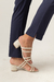 Calça feminina com bolso chapado com acabamento inteiro e elástico atrás (REF. 864) na internet