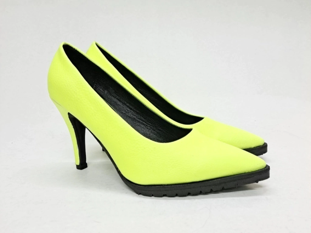 Stiletto 1561