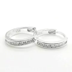ARO1076 AROS HUGGIES PLATA 925
