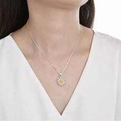 DJ956 DIJE MARGARITA PLATA 925 - comprar online