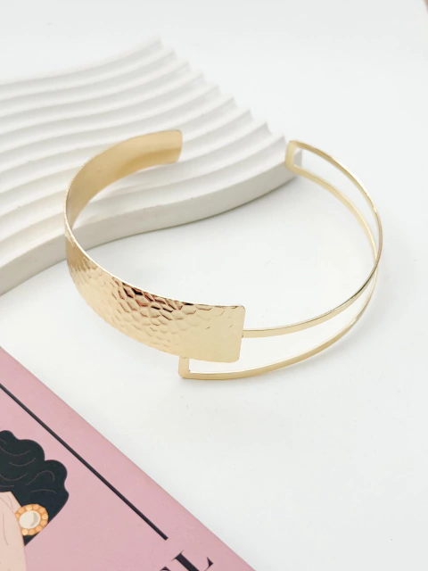 GARGANTILLA RIGIDA FAR259