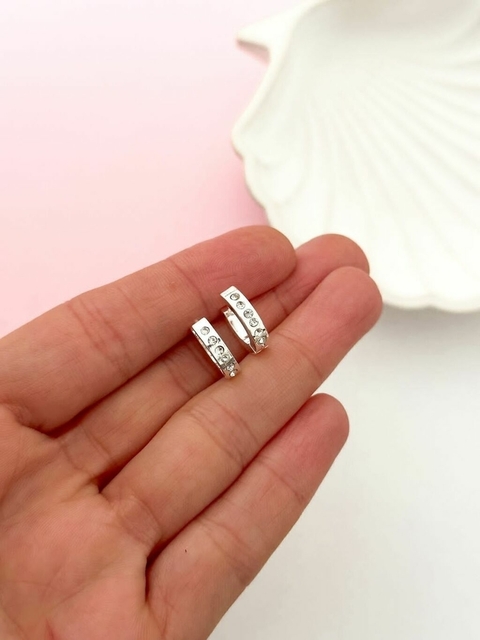Argolla Clip Strass 3*9mm BAR416