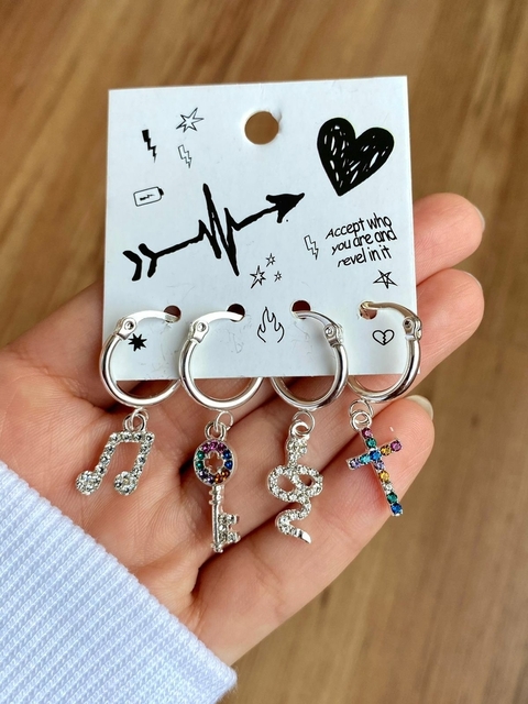 Pack Argollas Solitarias Strass x4 (120-08)