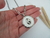 Colar Búzio Resinado Branco Prata - Acessórios com personalidade - Loja Joinha Bijoux
