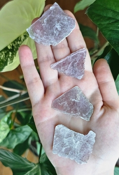 Imagen de Mica Lepidolita en bruto