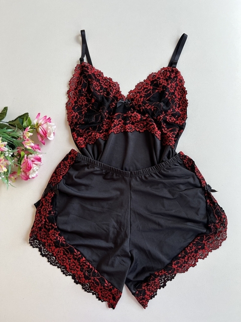 Short Doll Diandra Preto com Vermelho