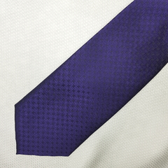 Gravata Semi-Slim Jacquard Roxo Trabalhado com Bolinha Preto na internet