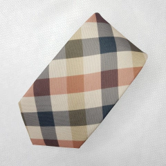 Gravata Semi-Slim Poliester Estampado Xadrez