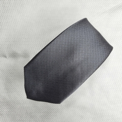 Gravata Slim Jacquard Cinza Escuro Lisa Trabalhada
