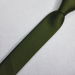 Gravata Slim Jacquard Lisa Trabalhado Verde Oliva na internet