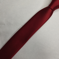 Gravata Slim Jacquard Lisa com Textura Quadriculado Marsala na internet