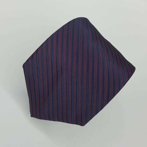Gravata Semi-Slim Jacquard Roxa Escuro Listrada