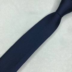 Gravata Semi- Slim Jacquard Lisa Trabalhada Azul Marinho na internet
