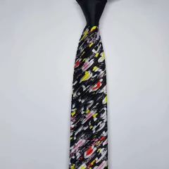 Gravata Semi-Slim Drapeada Preta Floral