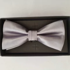 Gravata Borboleta Jacquard Lisa Prata