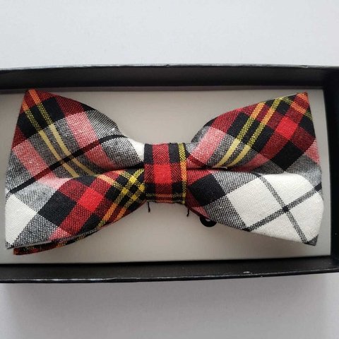 Gravata Borboleta Jacquard Xadrez Vermelho com Preto e Branco e Amarelo