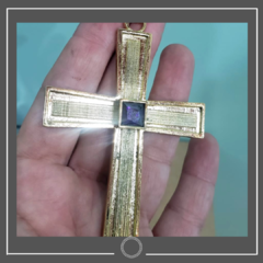 Cruz Peitoral com Ametista - comprar online
