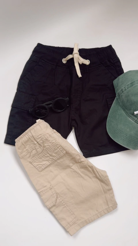 Bermuda Cargo Negra - comprar online