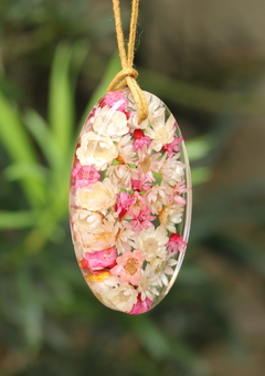 Colar Mix de Flores Grande na internet